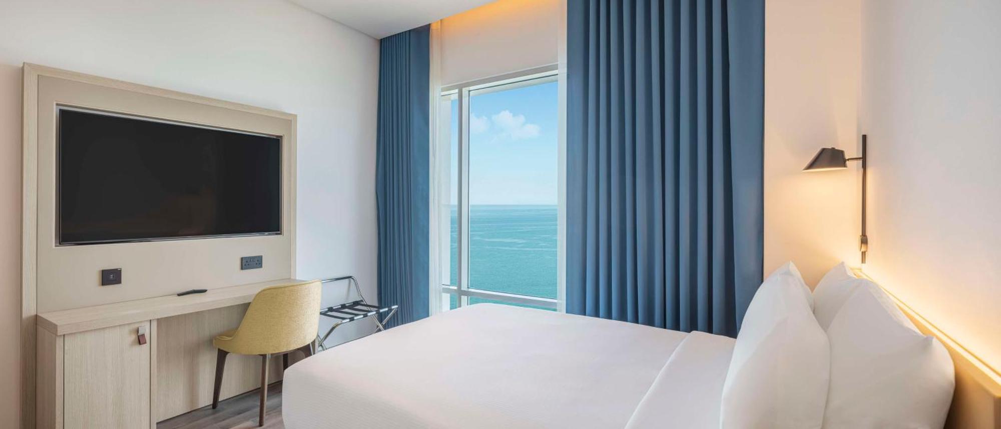 Hotel Hampton By Hilton Kuwait Salmiya Kuwait City Esterno foto